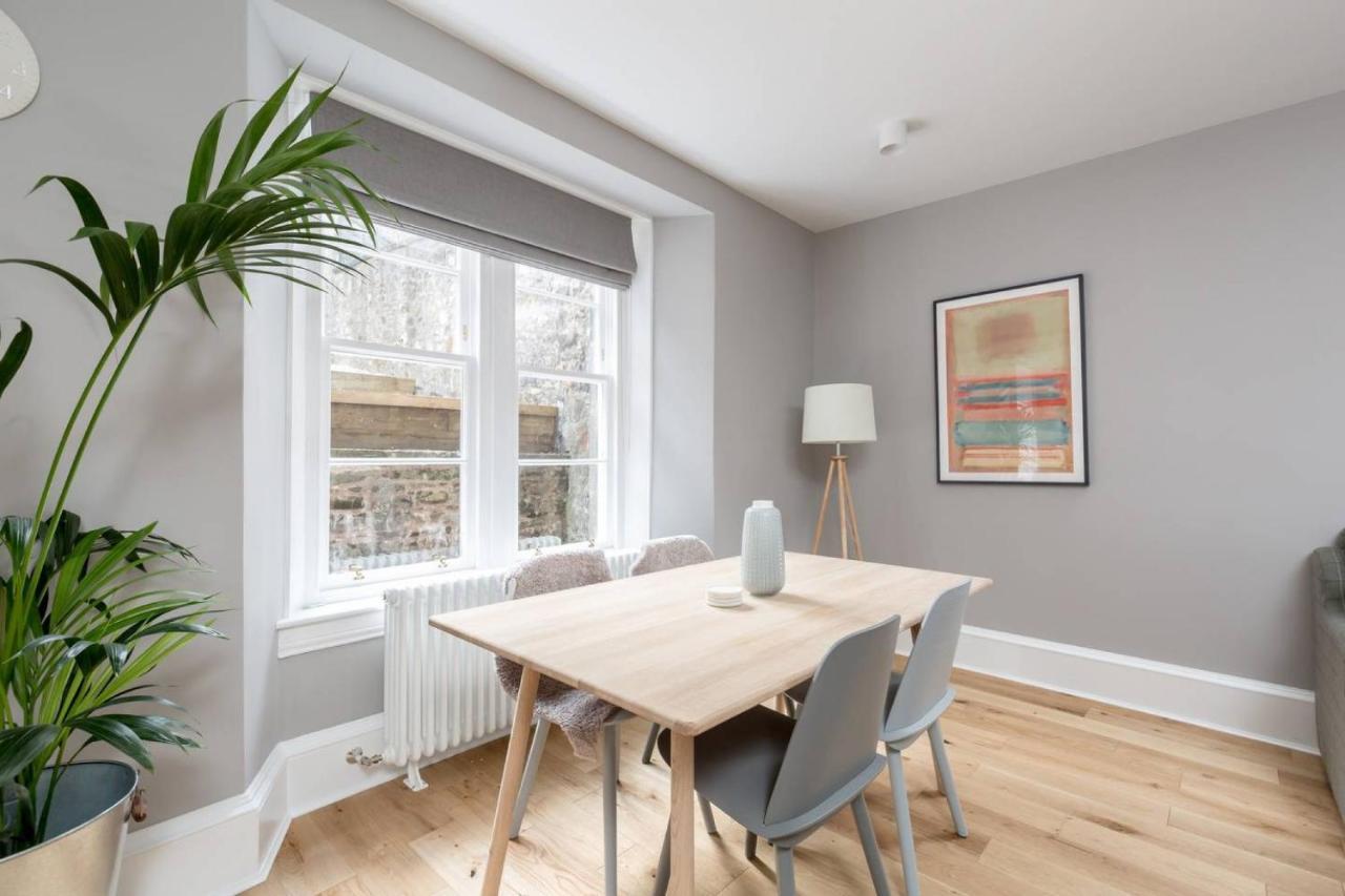 Joivy Luxurious 2Br Home Near Haymarket Station Edinburgh Luaran gambar