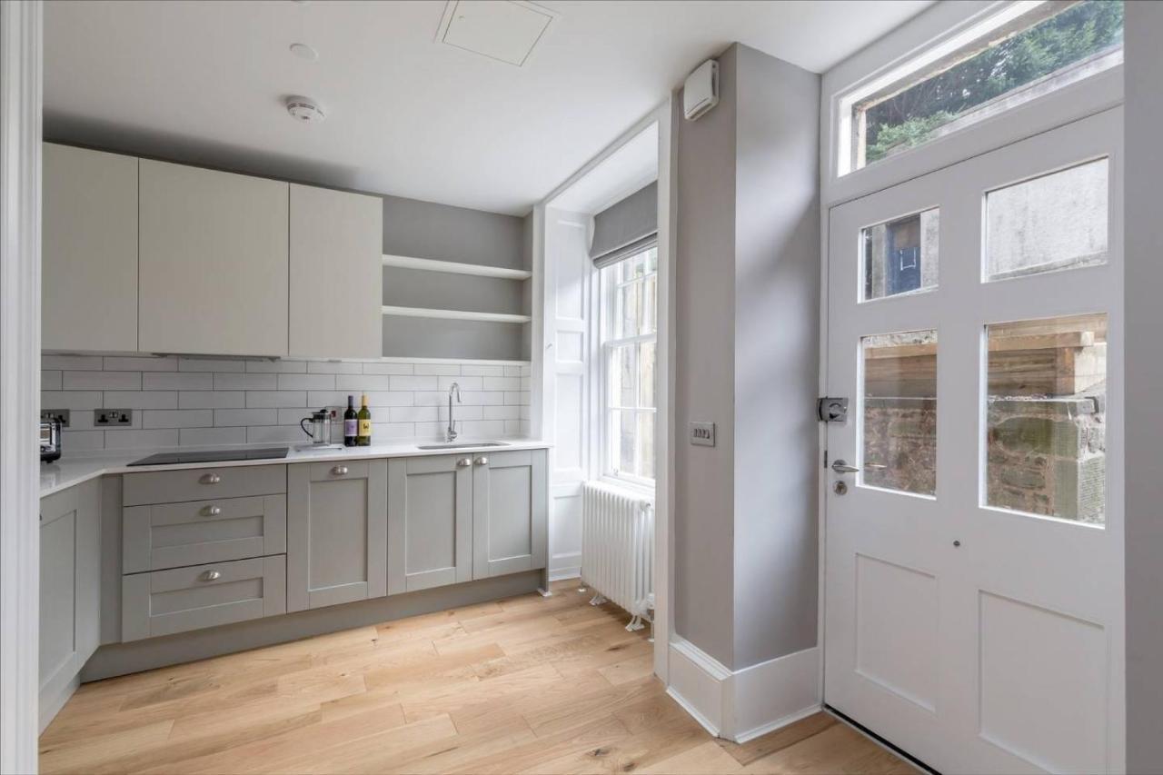 Joivy Luxurious 2Br Home Near Haymarket Station Edinburgh Luaran gambar